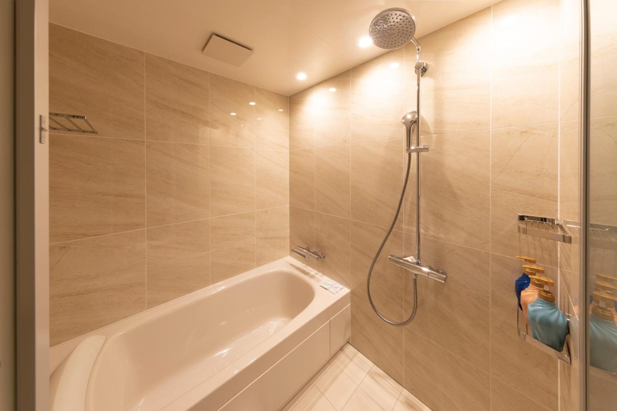 Hotel Springs Makuhari Premier Chiba Exterior photo